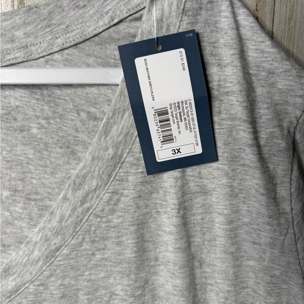 NEW UNIVERSAL THREAD Cropped V Neck Short Sleeve Cotton T Shirt Gray 3X NWT - Picture 3 of 15